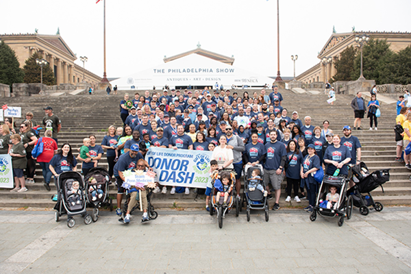 donor dash group shot